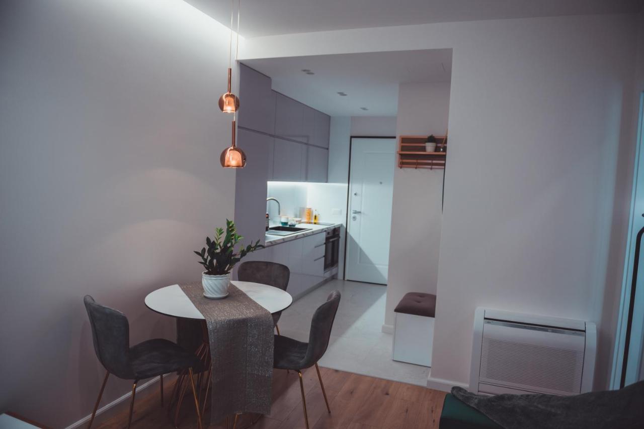 Tam Skanderbeg Square City Center Apartment No2 טיראנה מראה חיצוני תמונה