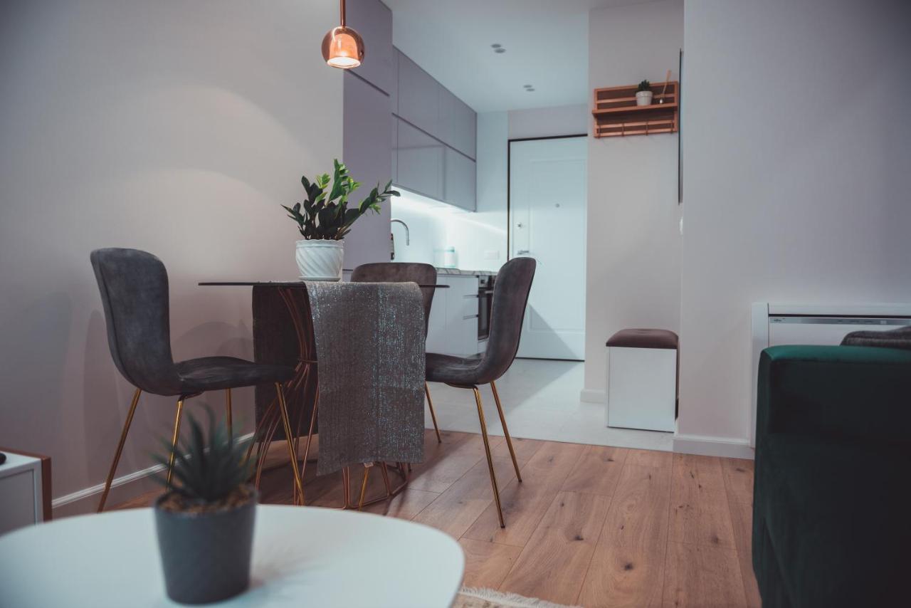 Tam Skanderbeg Square City Center Apartment No2 טיראנה מראה חיצוני תמונה